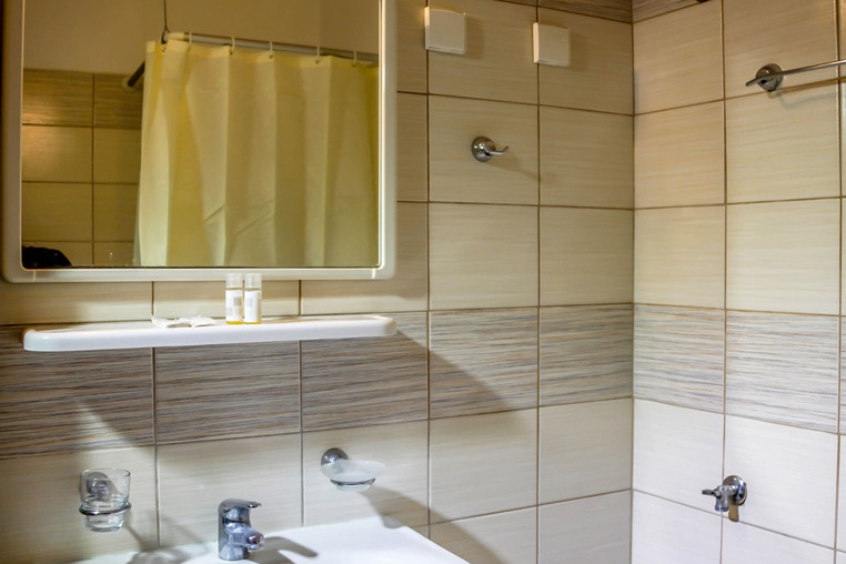 corfu-apartments-bathroom-03