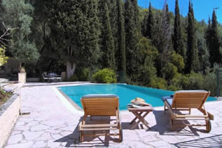 Джакомо Вилла на берегу моря на Корфу Джакомо Вилла на берегу моря на Корфу